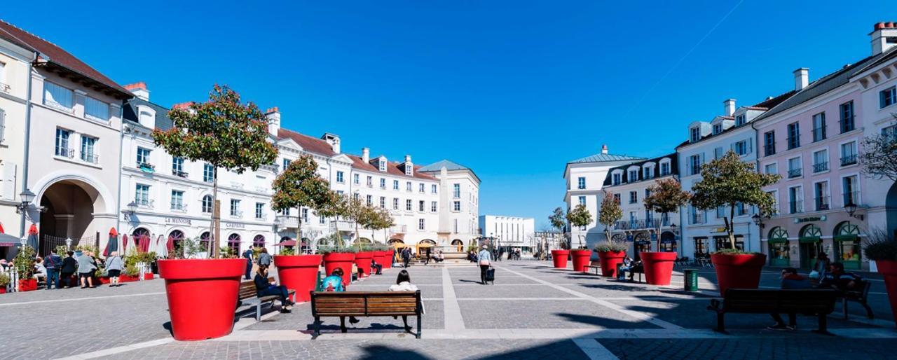 Ferienwohnung Superbe Appart Au Pied De Disney Serris Exterior foto